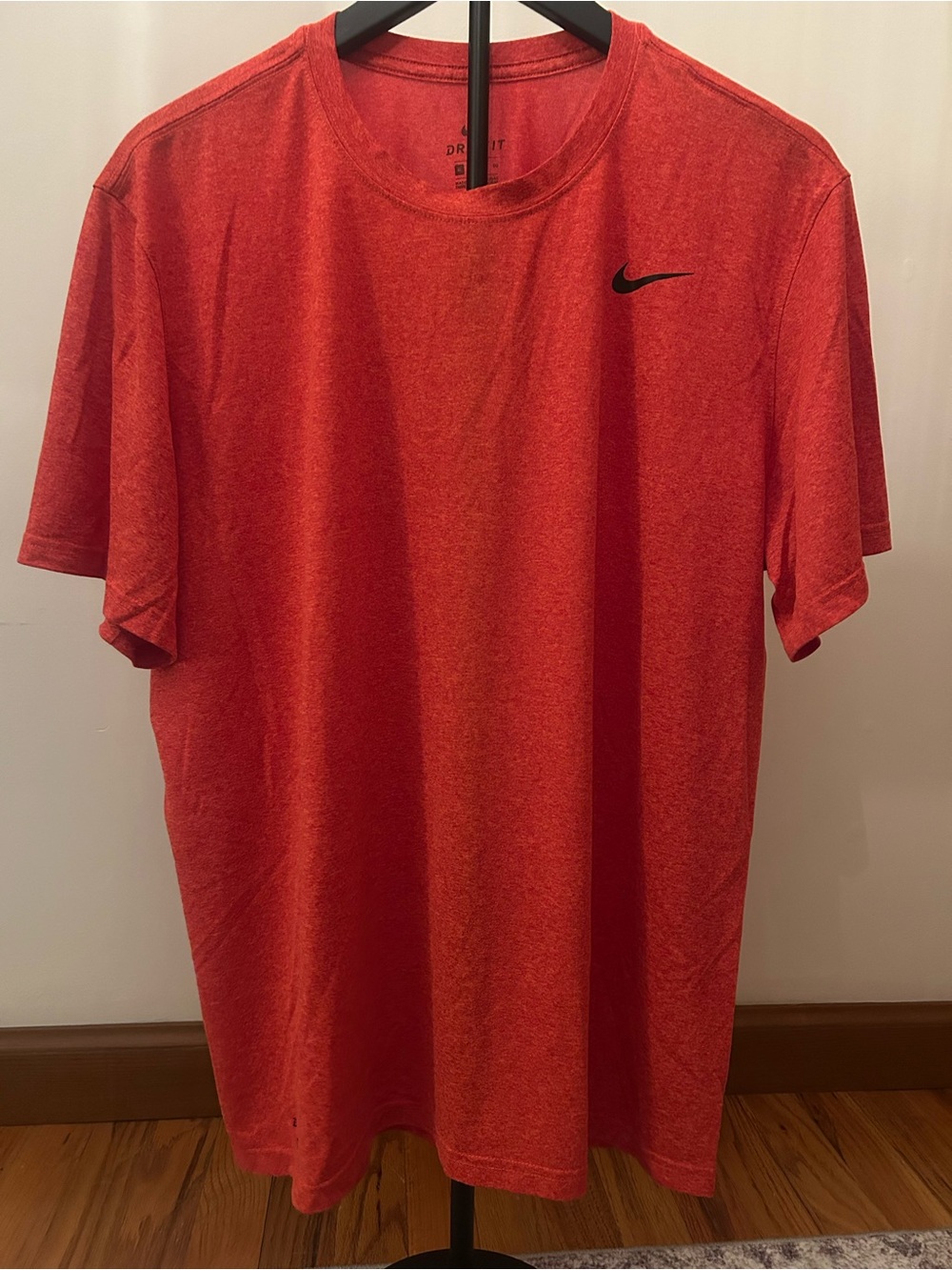 Nike Men’s Heather Red Short Sleeve Dri-FIT Tee